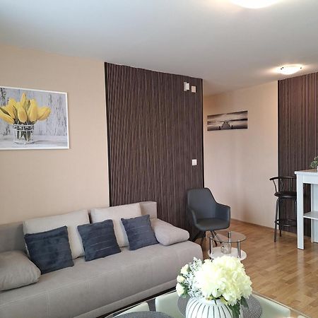 Apartman Elegance Liptovský Mikuláš Buitenkant foto